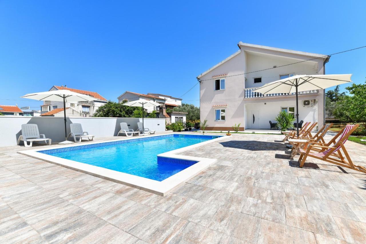 Pool House Luka Apartment ซาดาร์ ภายนอก รูปภาพ